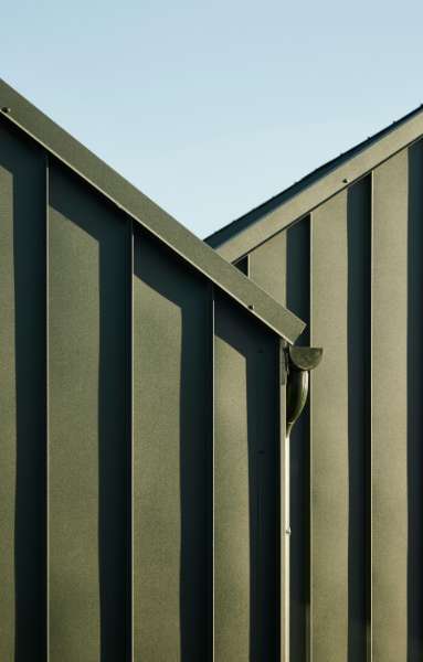 What PUR-fect allotment house with attractive steel profiles, Gladsaxe Møllevej 75, 2860 Søborg